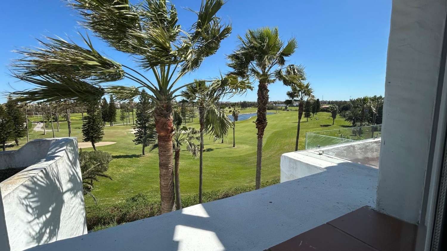 SE VENDE PISO EN PLAYA DEL INFANTE (costa ballena)