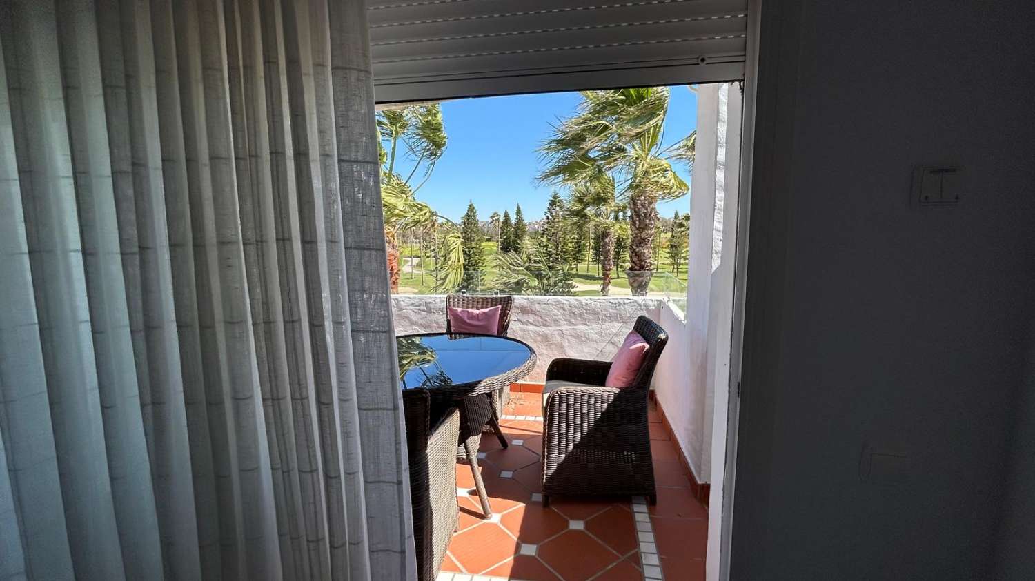 SE VENDE PISO EN PLAYA DEL INFANTE (costa ballena)