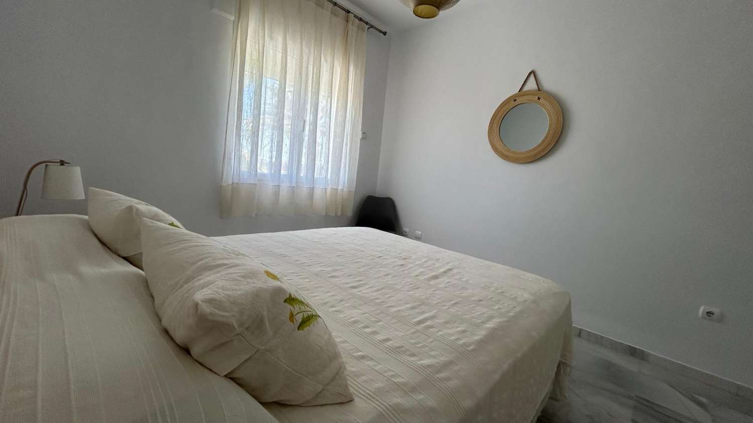 SE VENDE PISO EN PLAYA DEL INFANTE (costa ballena)